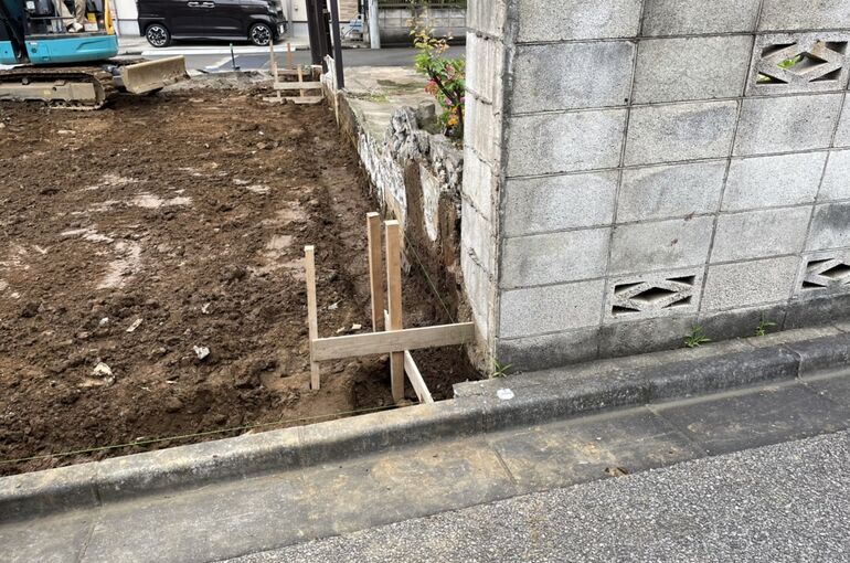 F2CD8D20-8492-40A6-A7AB-CBC66E8F9382