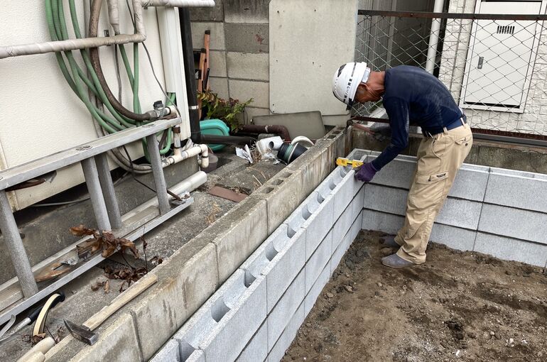 F62C3451-A0DA-42B7-82D5-A0BAA6356C21