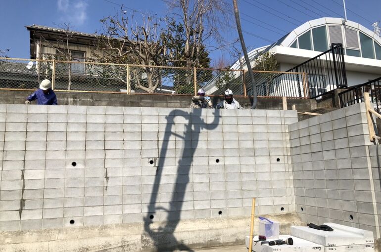 C72900DE-1D83-46C6-A2FF-D3A151C272C0