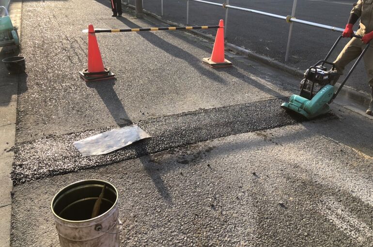 D456D8DD-7254-471B-9A53-B98D5AB20426