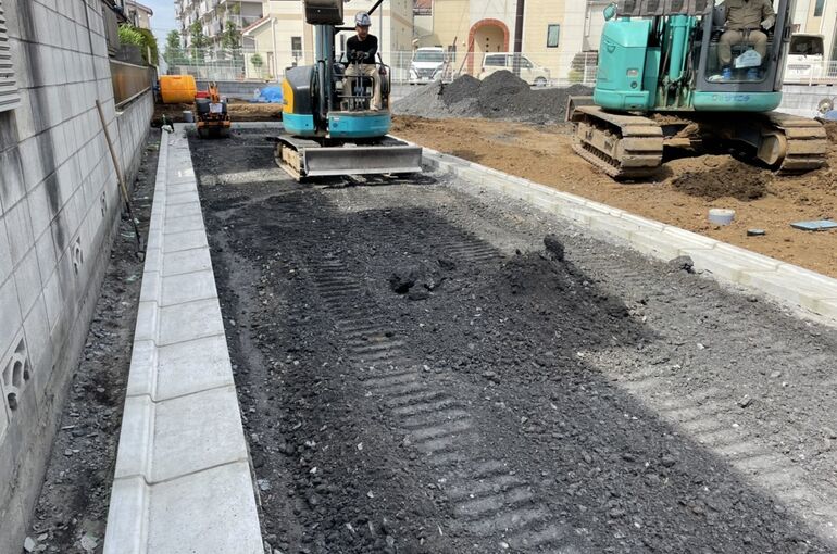 DD37B2DC-1F7F-4388-99C2-01999DA0B91D