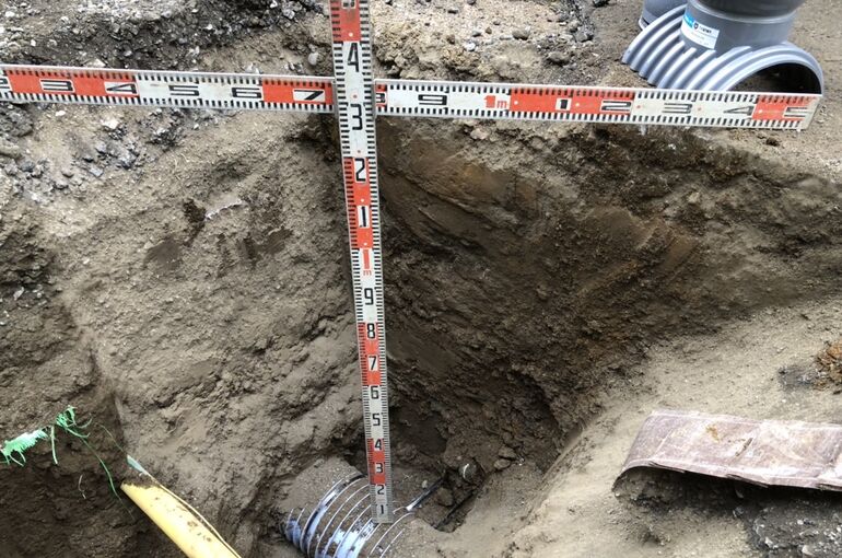 FB075160-BEE8-4917-98BA-E76F4E4E884D