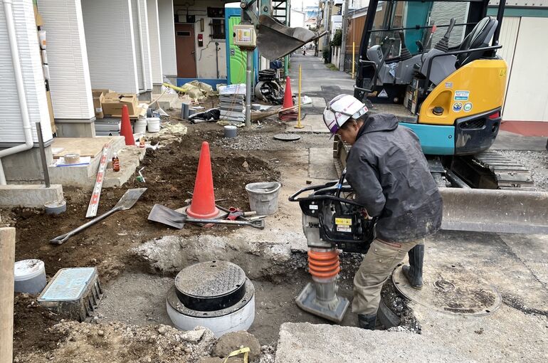 16929B2E-A89D-4075-80B2-4CAFC6477630