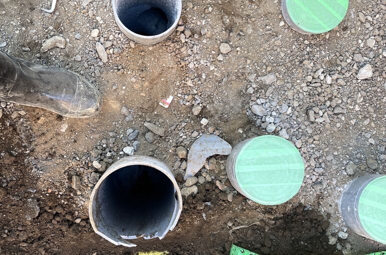 95C9B3F8-F561-47B9-88B6-6B65C4143024