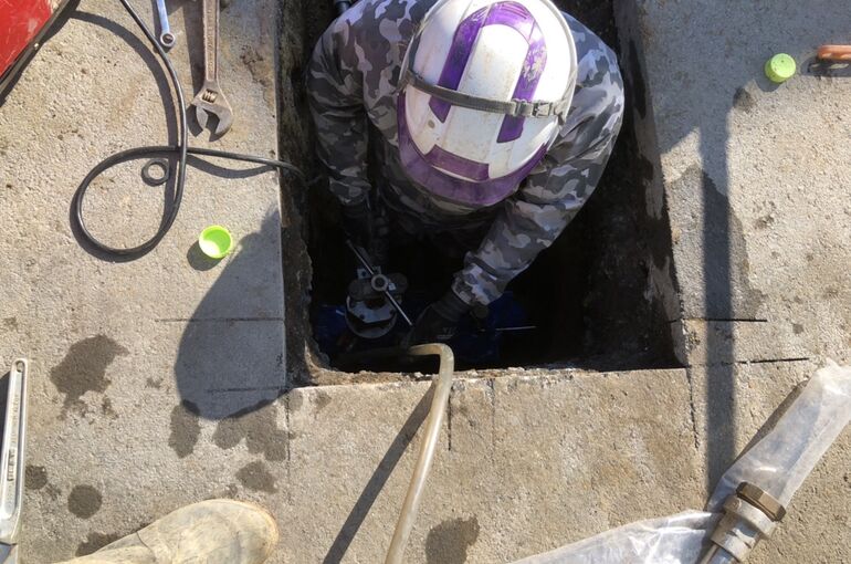 9B8CAEB7-C97E-49E5-B094-71D06EA27BBA