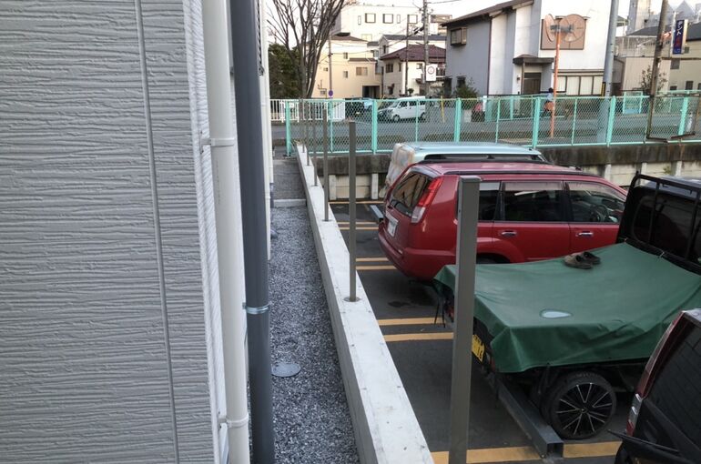 1272C0F0-26DF-4075-9338-E6137407EA78