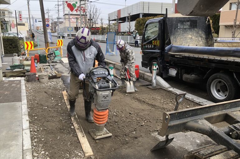 EE28C5BC-5A7D-4F3B-9E33-3FA808ACD109