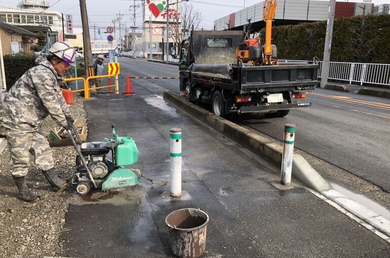 1B99B3B3-9A93-4B79-8FD4-753CF84E68A0