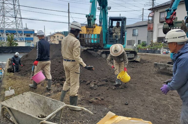 埋設物撤去工事
