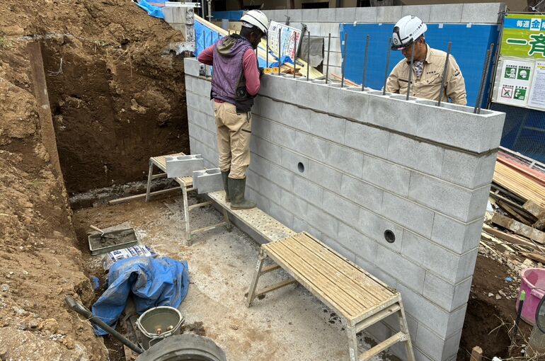 ゴミ置き場ブロック積み工事