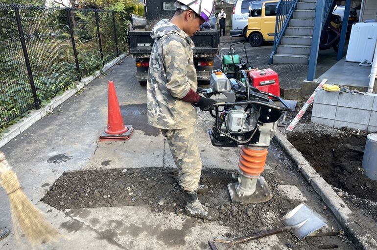 8BAB1A67-8CE7-4884-8900-3F32943ED167