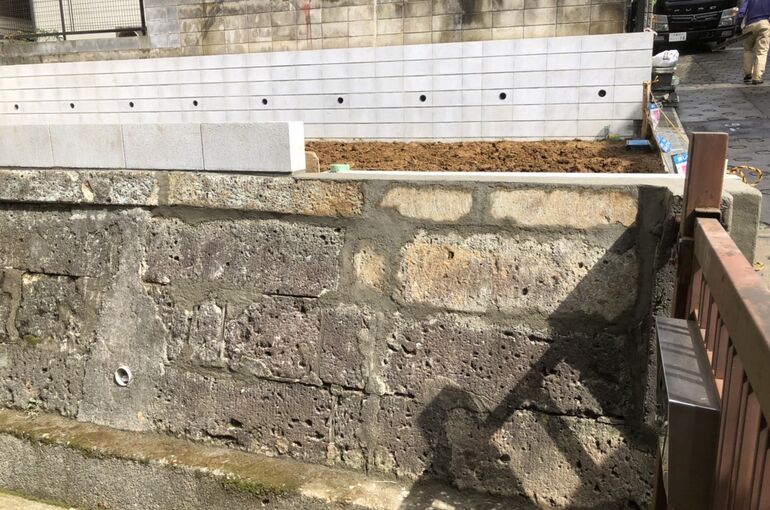 33F2B43F-8C38-47F9-BD04-DEBB7529C471