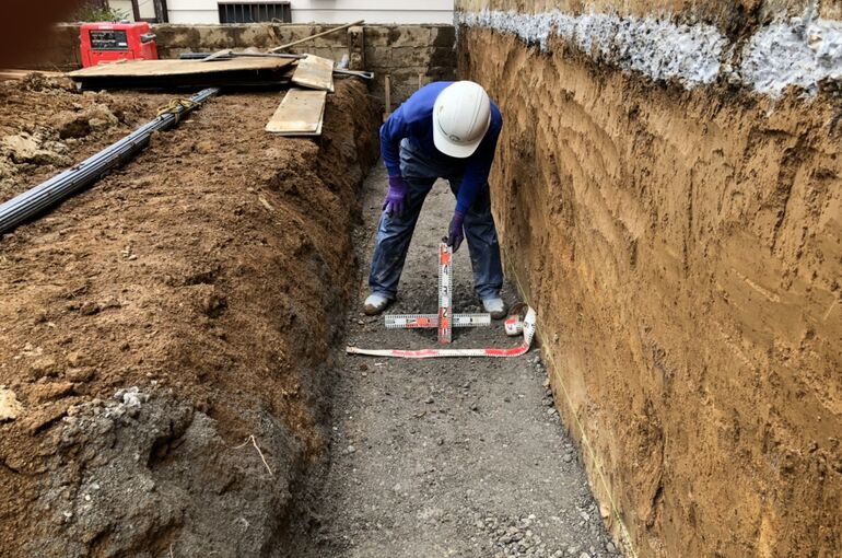 2BBF726B-23BD-4FBA-9D58-2D1D981A0079