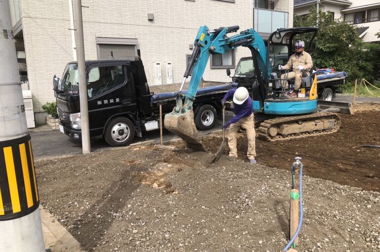 FBB76A2D-898D-4D82-A621-2146D8ED31B9