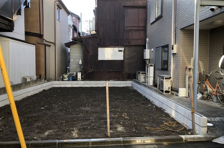 A1834396-2EF2-4CC1-9001-548A5576091E