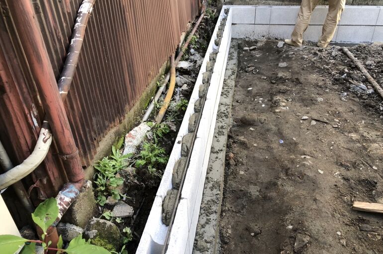 EC328E76-3ACA-4AC8-85B8-261CE3D0AE53