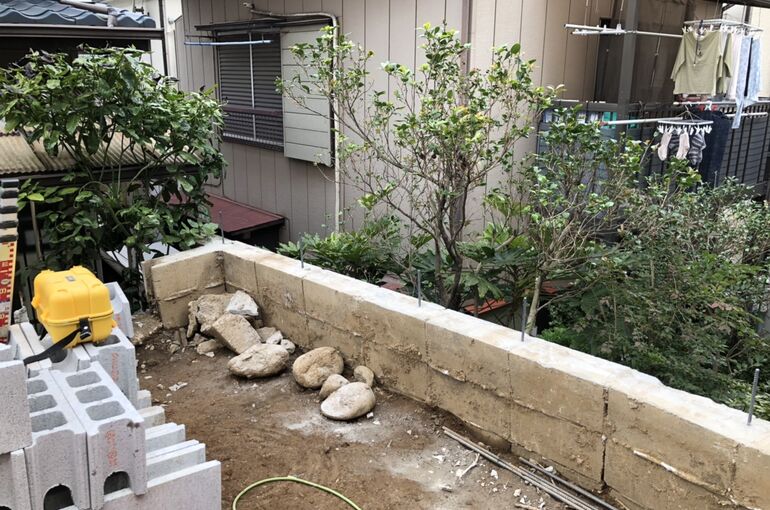 C81494B7-9801-4F7E-8765-6EEE8F6DD9CB