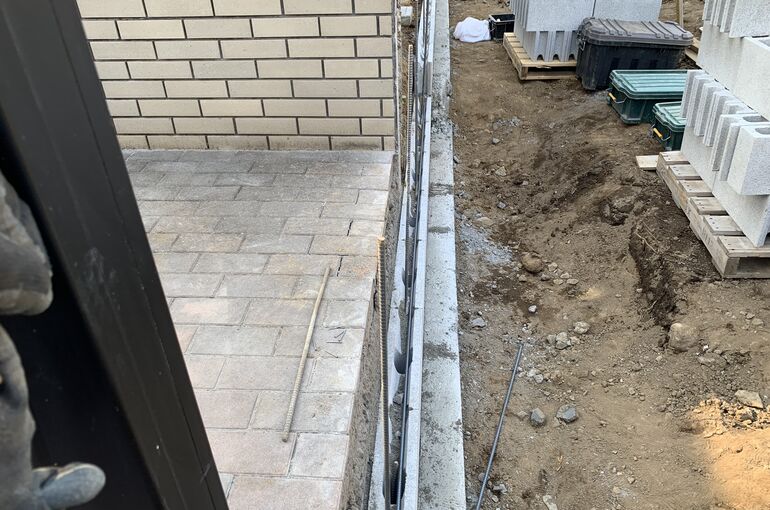 A98DB0B0-6C29-4AF2-A3D7-555D25861381