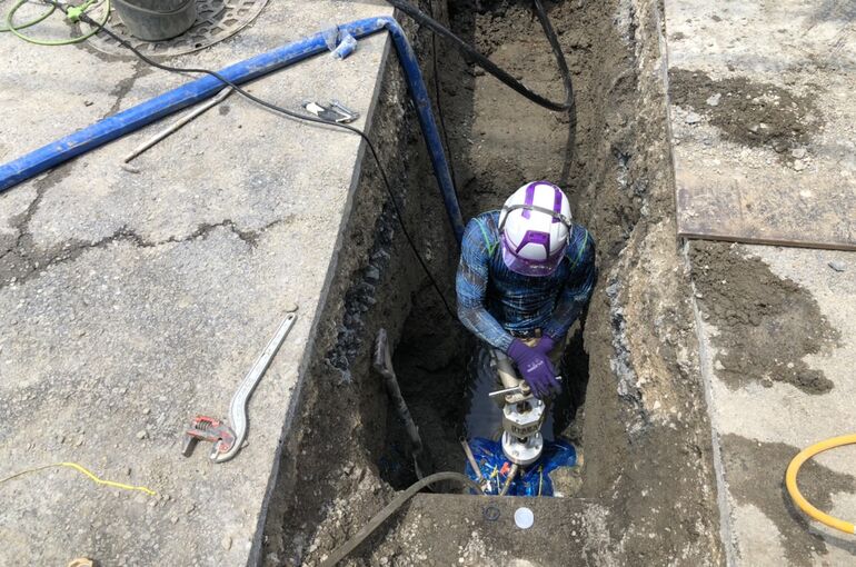 13AEE767-F5CF-4B63-9EB2-79AB8A47A402