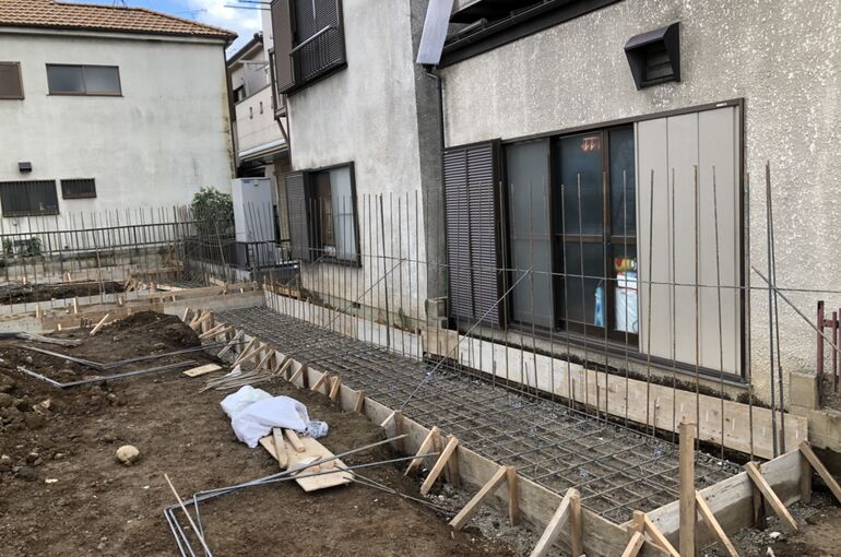 7C444BF6-FAFA-4363-BF25-EC9D4566E6E9