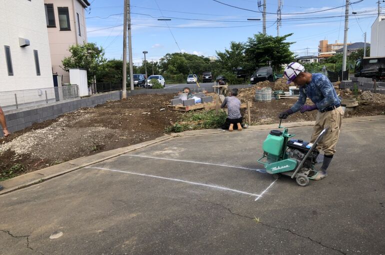 232AF2D5-DC5C-466A-A50F-446F22ACE0D2