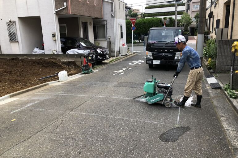 D5C6F84F-A179-411A-A51D-16F396126AD2