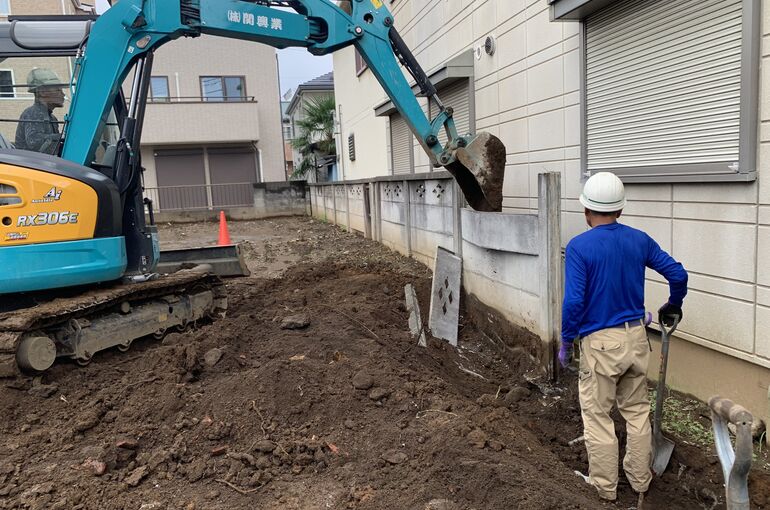 A8880FDC-E85A-4C0D-8305-80874CBCD48F