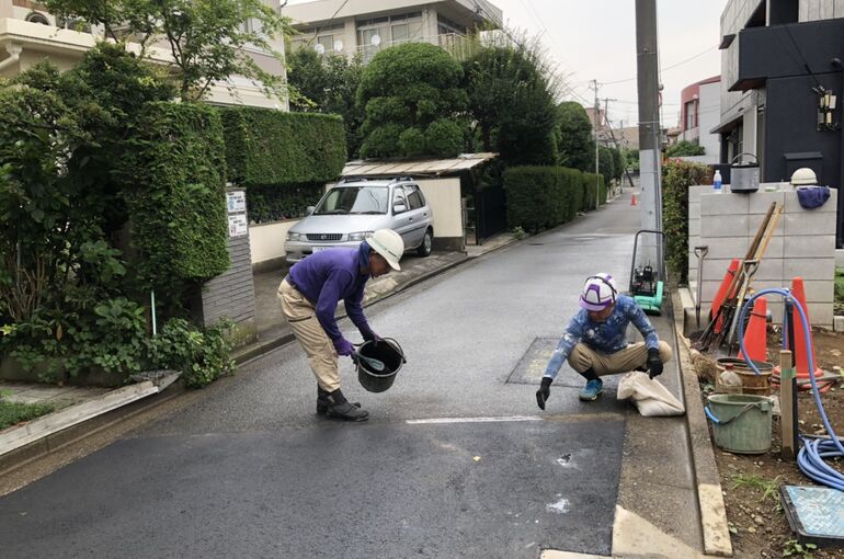 6EF3B02F-5AA6-485E-9AC3-40DBCFFC9C1C