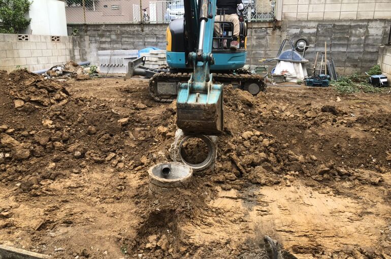 0AFAD4B2-FC01-4564-84C1-123A21D3F90B