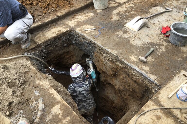 07EE3D0F-BD73-42BB-9529-84F839531691