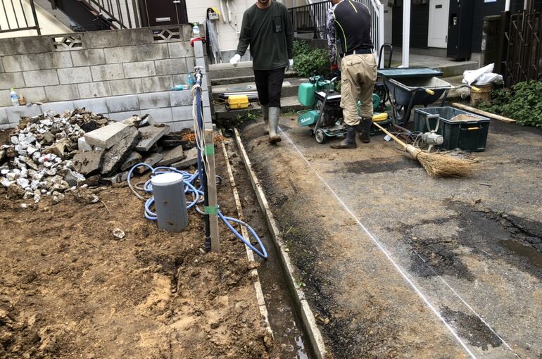 B5BC377E-C6AE-4D21-A1BC-4A6052095DC0