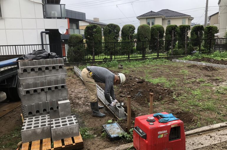 89C0E02C-BC98-484E-931C-DE81B000880D