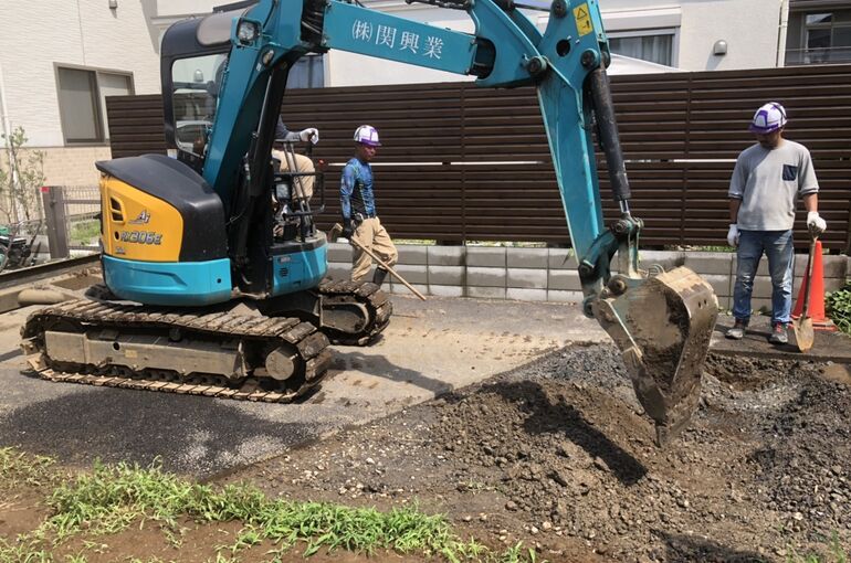 BF5102DB-9F81-4FC2-98A6-AE9AE2FEEC63