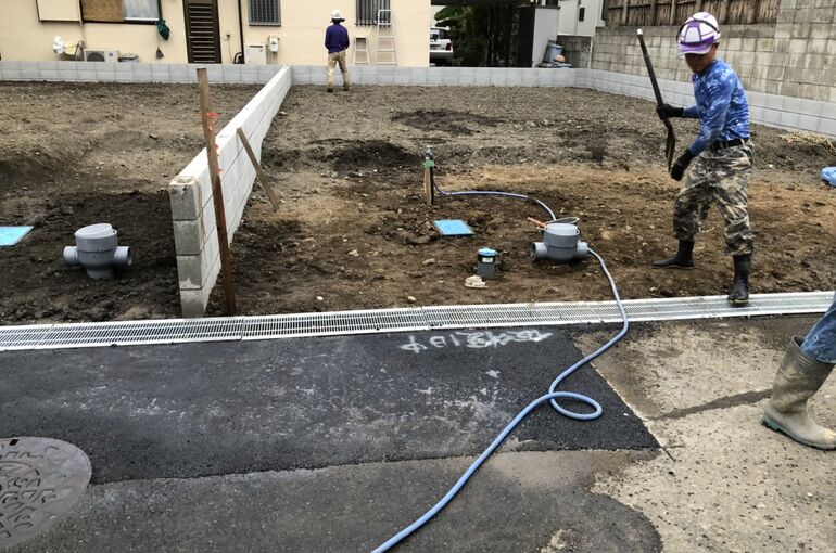 33DE5167-ACDD-4BFE-9A6C-3D8F3DE8E2D9