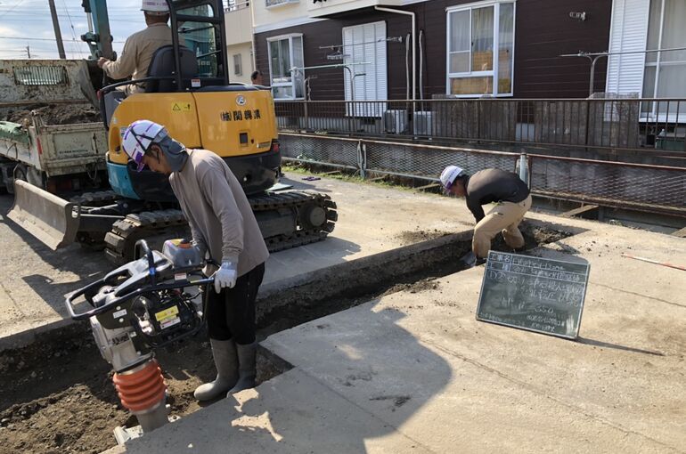 108E9C13-610B-455B-9D40-BBE10015B391