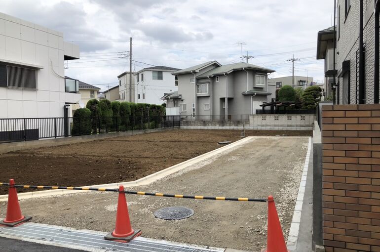 B57ADE7B-F885-4CD8-B62A-A8A966D2E7FB