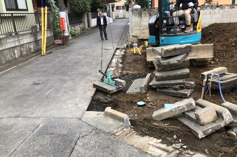 BC31C93B-F971-41B5-822D-6428A0FA30D0