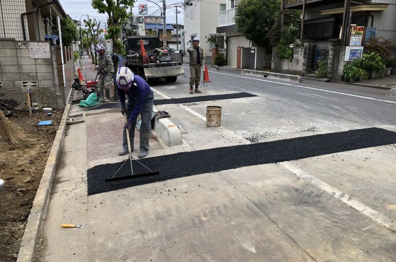 E7ACB1EC-BEE3-4B7F-A419-DD4FF3551D60