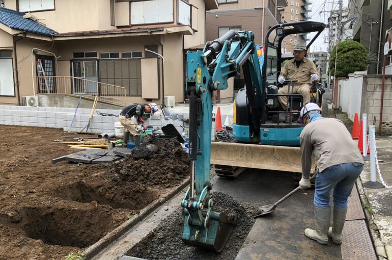 075F5CD2-A800-4D70-82F3-A4AF0DE13F93