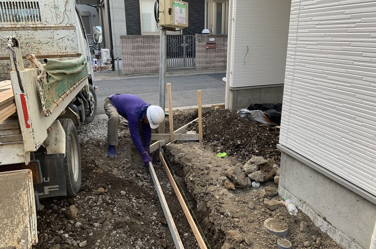 2C98B5FD-5008-4F66-A7DA-58772AB2DEAE