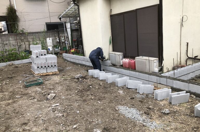 C1DAEFF4-A188-45FF-8D61-FC32C5C7ECD0