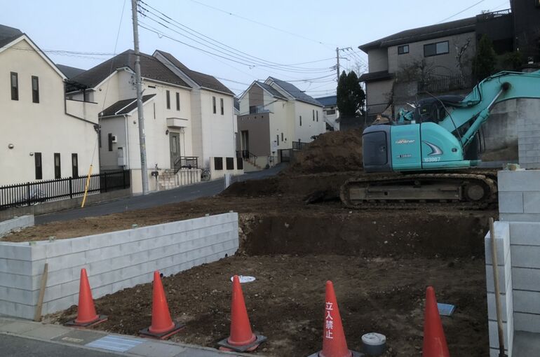 3F7D0F3B-2AF1-45D6-BB6D-869FBB2DECF8