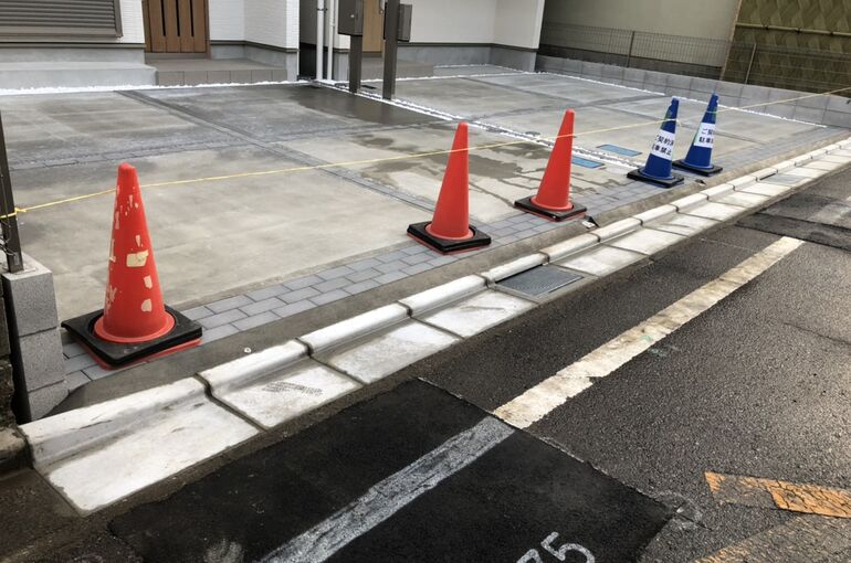 DA9772B0-B4E4-4245-8A52-8003D3E74378