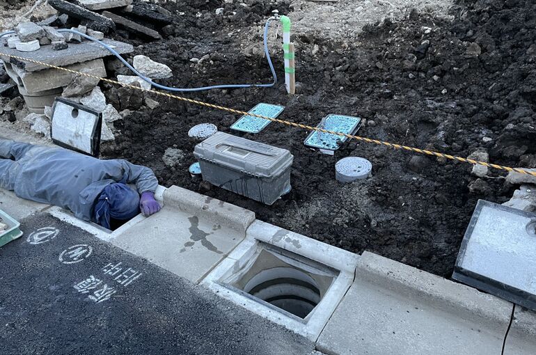 2E25B7F4-1887-4C6D-837C-F771C26093C7