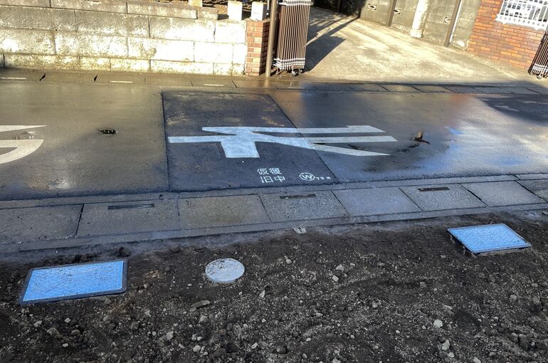 FB208887-D5D3-4C24-94A6-E7E7B0D8B33C