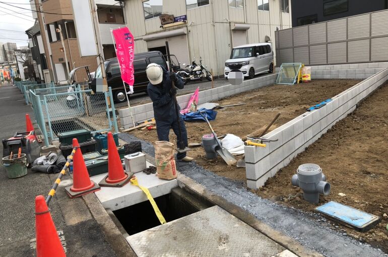 E85963C7-A655-420C-9348-341260E5FCC8