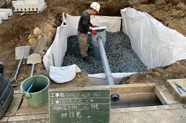 911BEFB9-AC17-4B09-A4DC-E77D8B8171A8