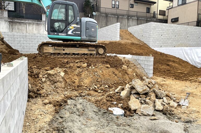 C9A6CA35-5509-4C07-B5BC-17E07D8D238E