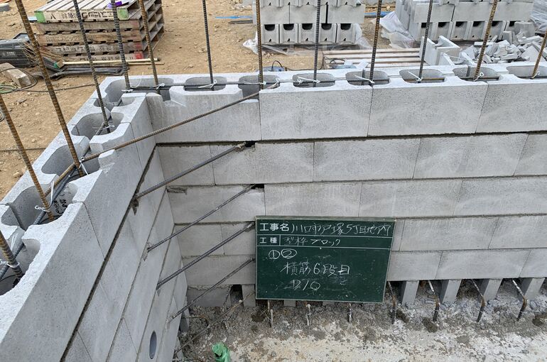 64A5CAF0-6C89-414D-A04B-87104DCCF949