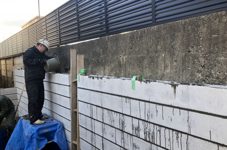 ECF1DBEE-A0B5-4FA4-82E1-FC3C9A7D0E93